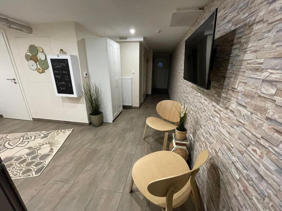 Studio Situe Aux Abords De La Foret Avec Parking Appartement Differdange Buitenkant foto